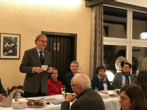 Pressebericht der RN zum Besuch von Ministerin Ina Scharrenbach